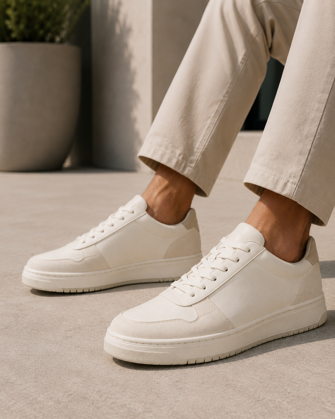 Cream Classic Sneaker